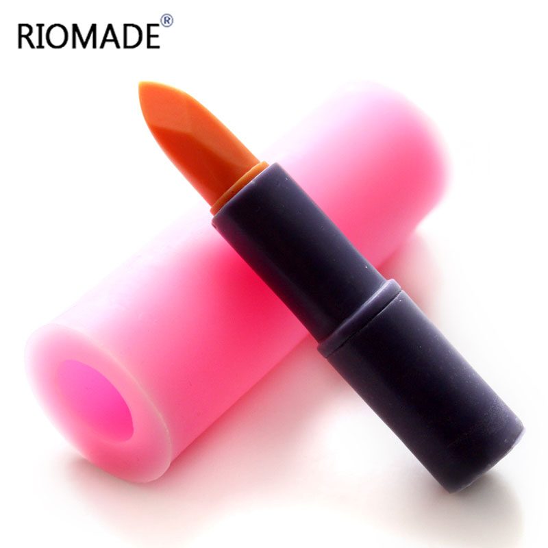 Strumenti per il trucco, rosse - Lip Balm recensione e prezzo