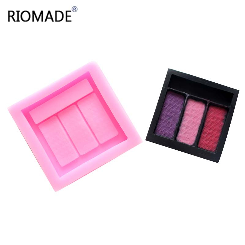 Strumenti per il trucco, rosse - Lip Balm recensione e prezzo